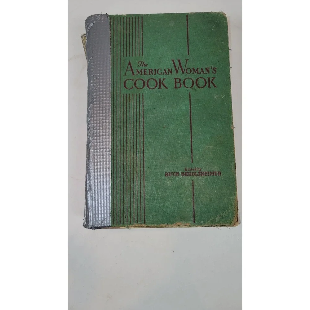 The American Woman's Cook Book by Ruth Berolzheimer 1939 Thumb Indexed Culinary